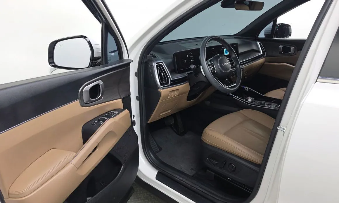 Kia Sorento — фото 9