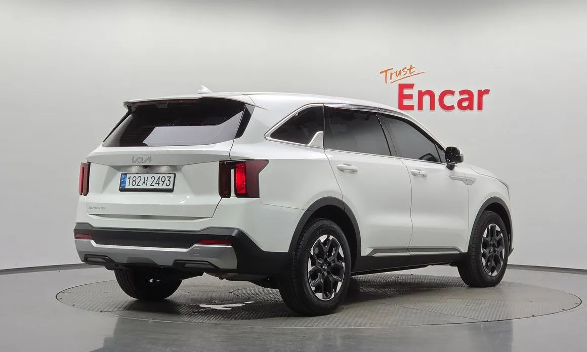 Kia Sorento — фото 4