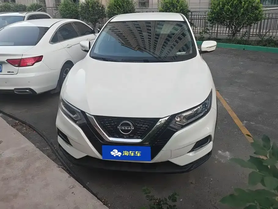 Nissan Qashqai — фото 9