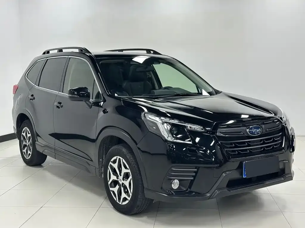 Subaru Forester — фото 10