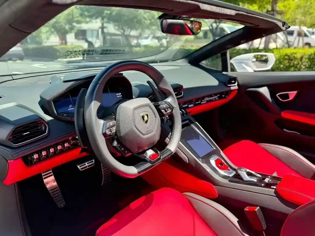 Lamborghini Huracan — фото 10