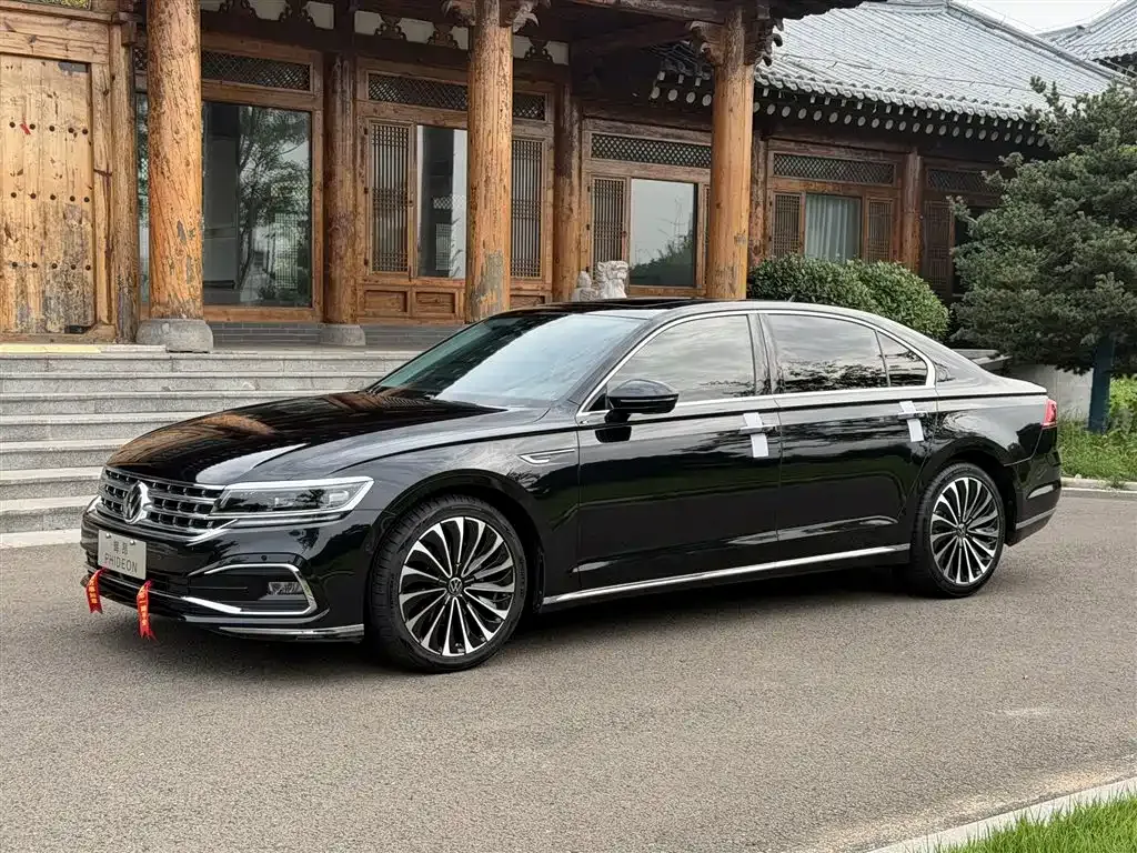 Volkswagen Phideon — фото 1