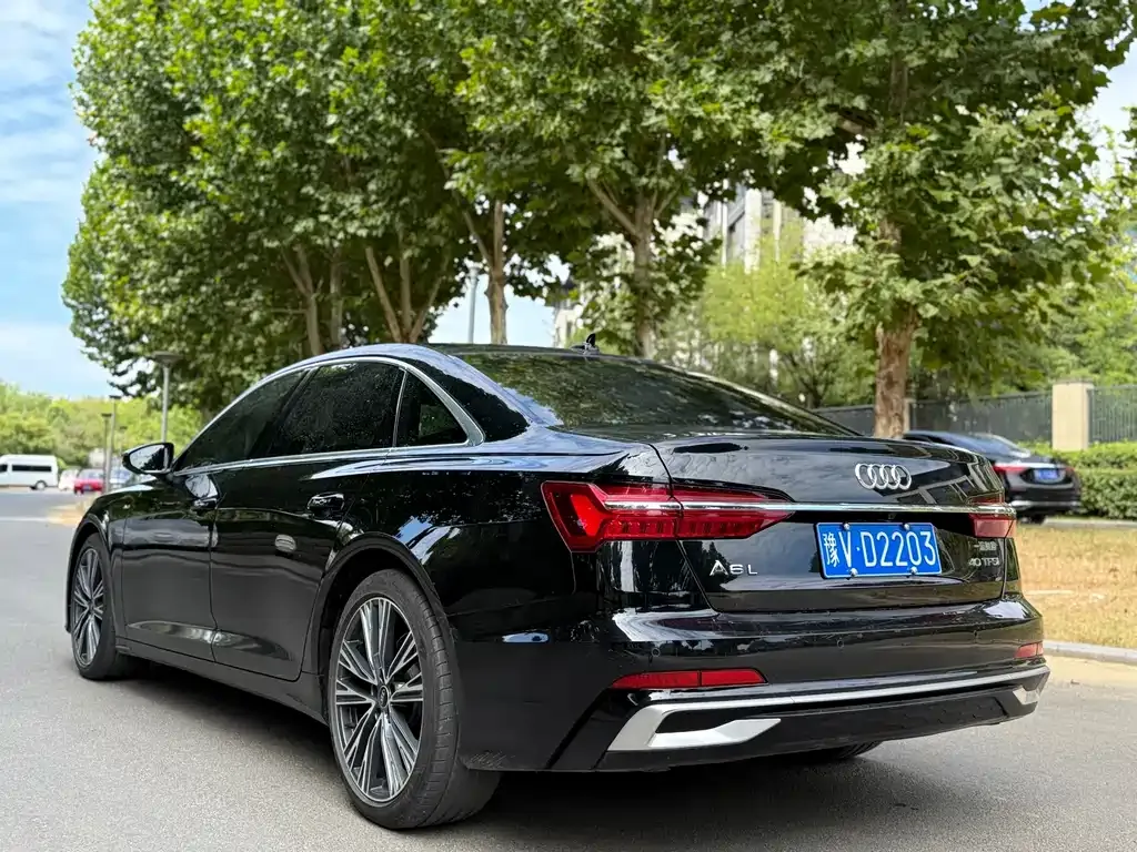 Audi A6L — фото 6