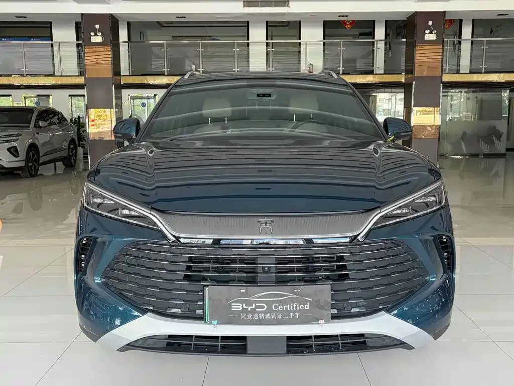 BYD L DM-i — фото 3