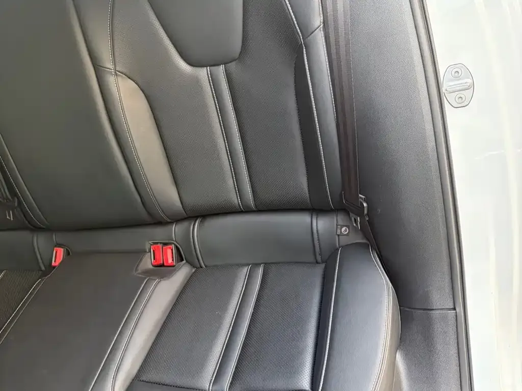 Skoda Octavia — фото 9