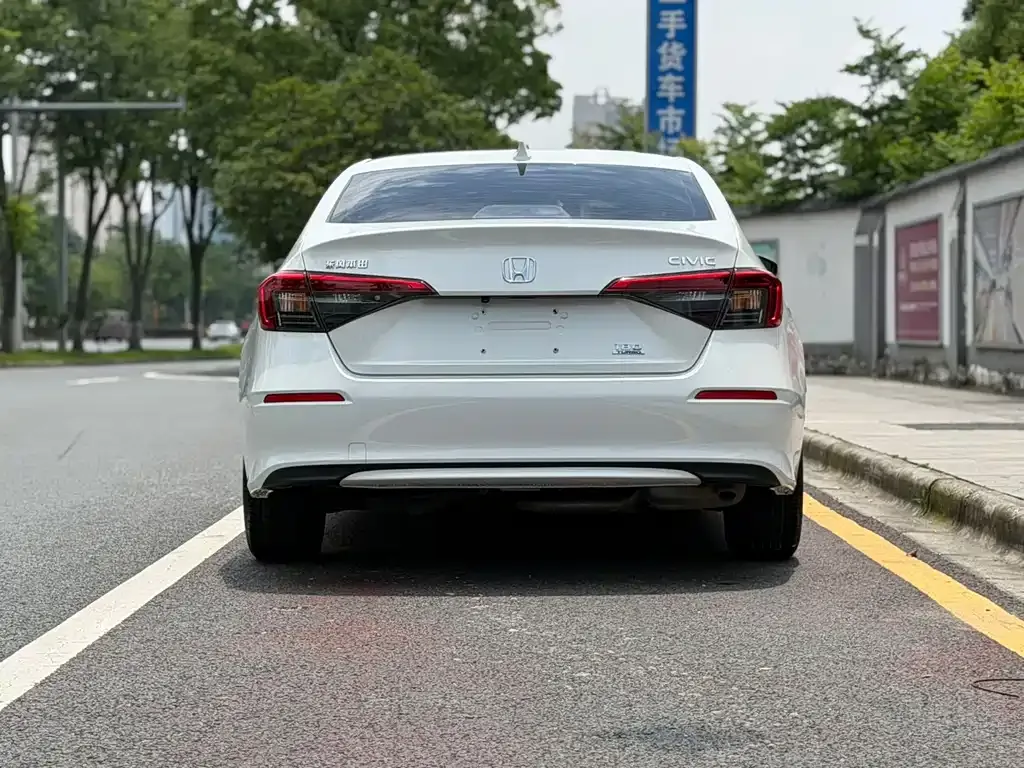 Honda Civic — фото 4
