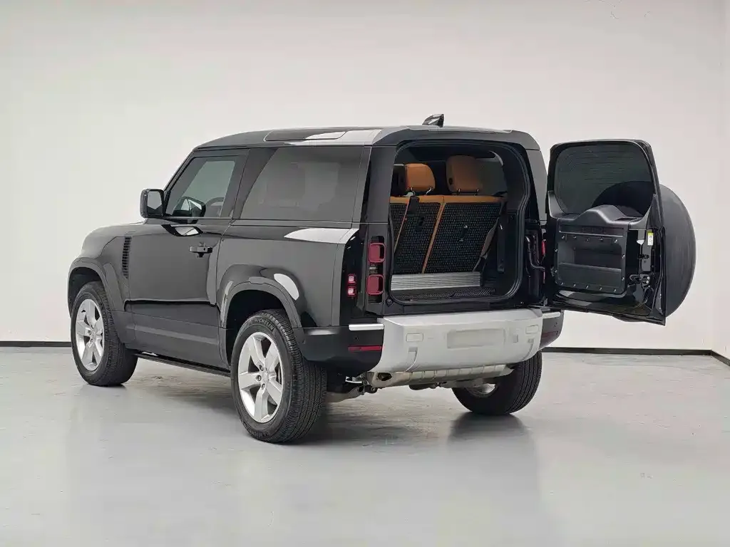 Land Rover Defender — фото 9