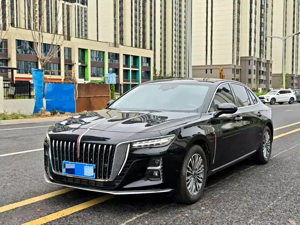 Hongqi H5 — фото 1