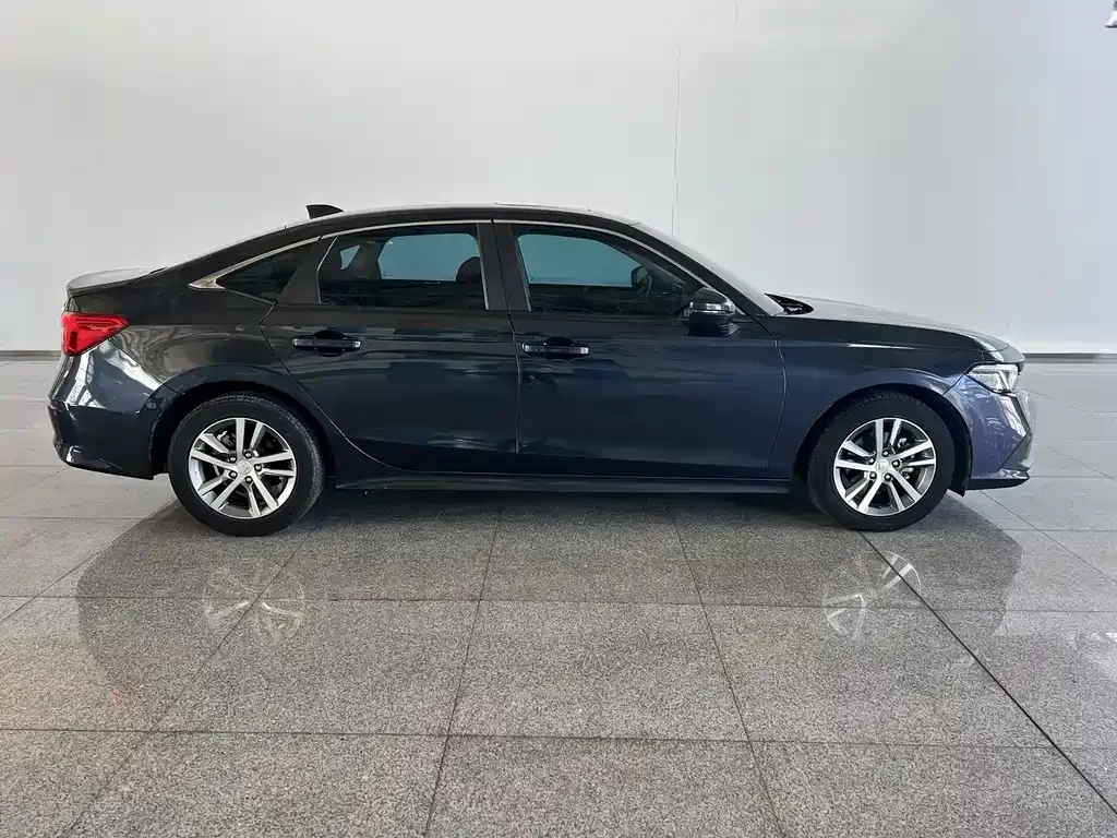 Honda Civic — фото 10