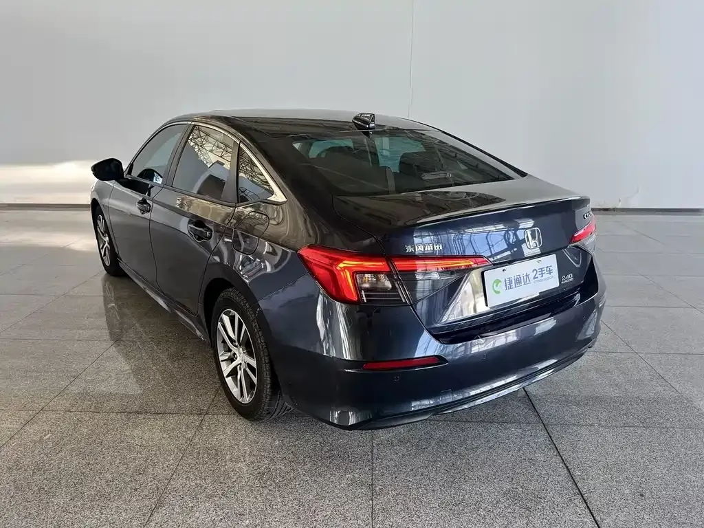 Honda Civic — фото 7