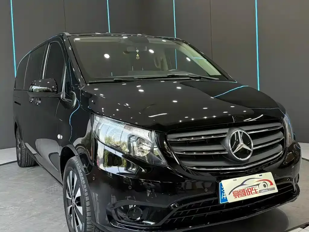 Mercedes-Benz Vito — фото 2
