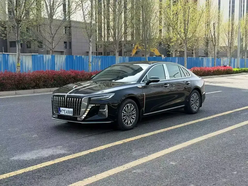 Hongqi H5 — фото 1