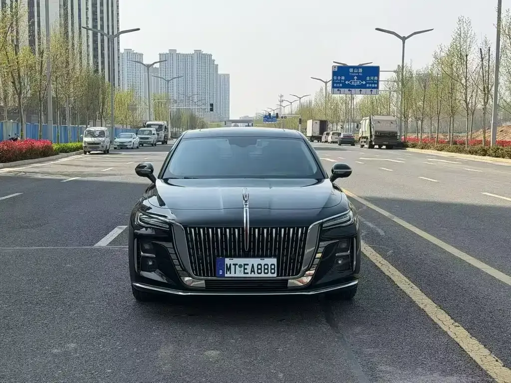 Hongqi H5 — фото 2
