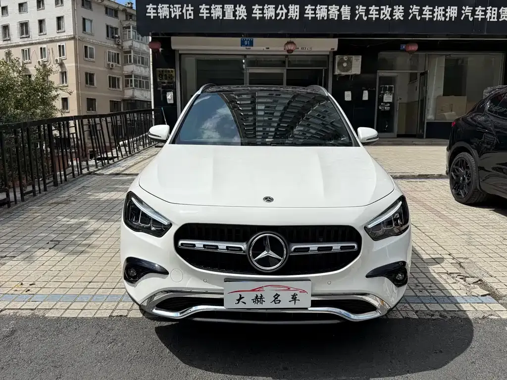 Mercedes-Benz GLA — фото 7