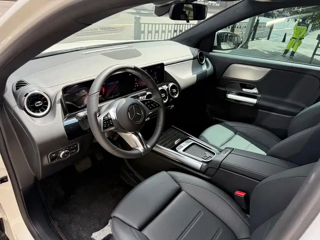 Mercedes-Benz GLA — фото 9