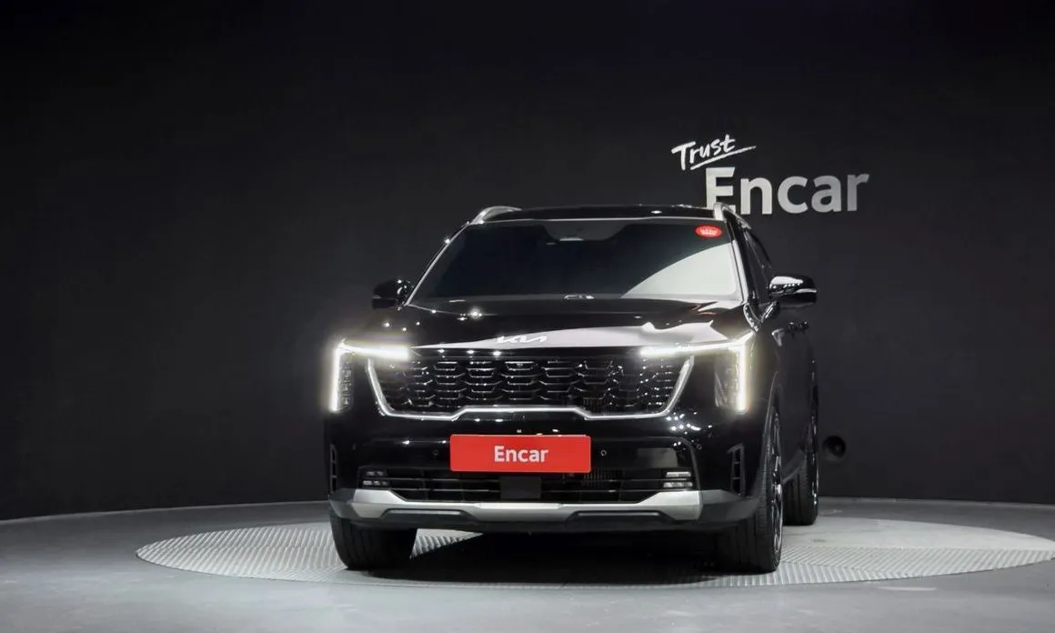 Kia Sorento — фото 5