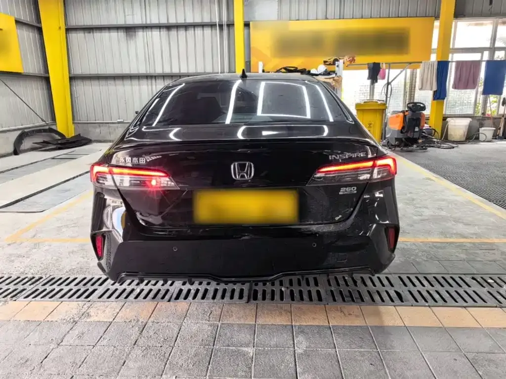 Honda Inspire — фото 10