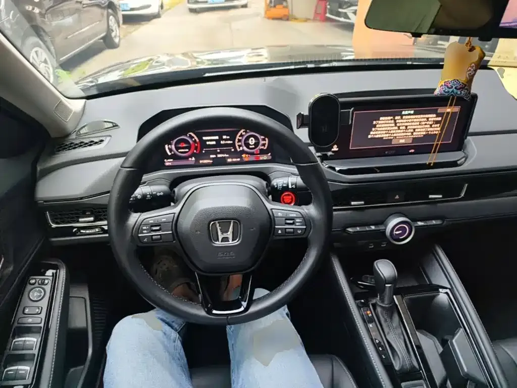 Honda Inspire — фото 9