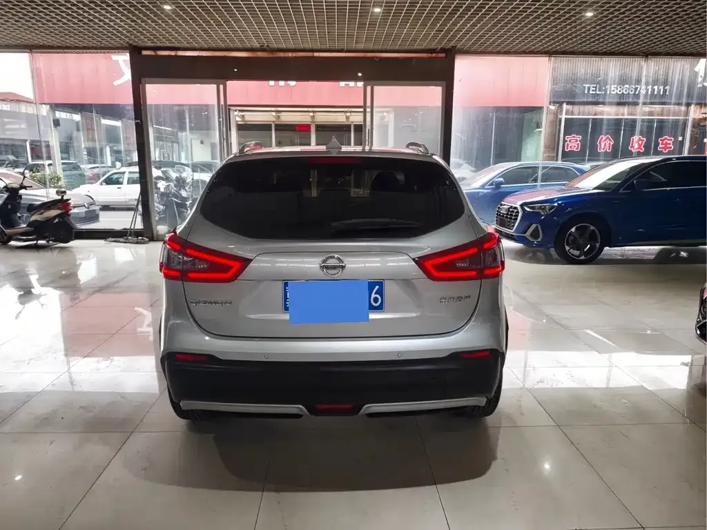 Nissan Qashqai — фото 5