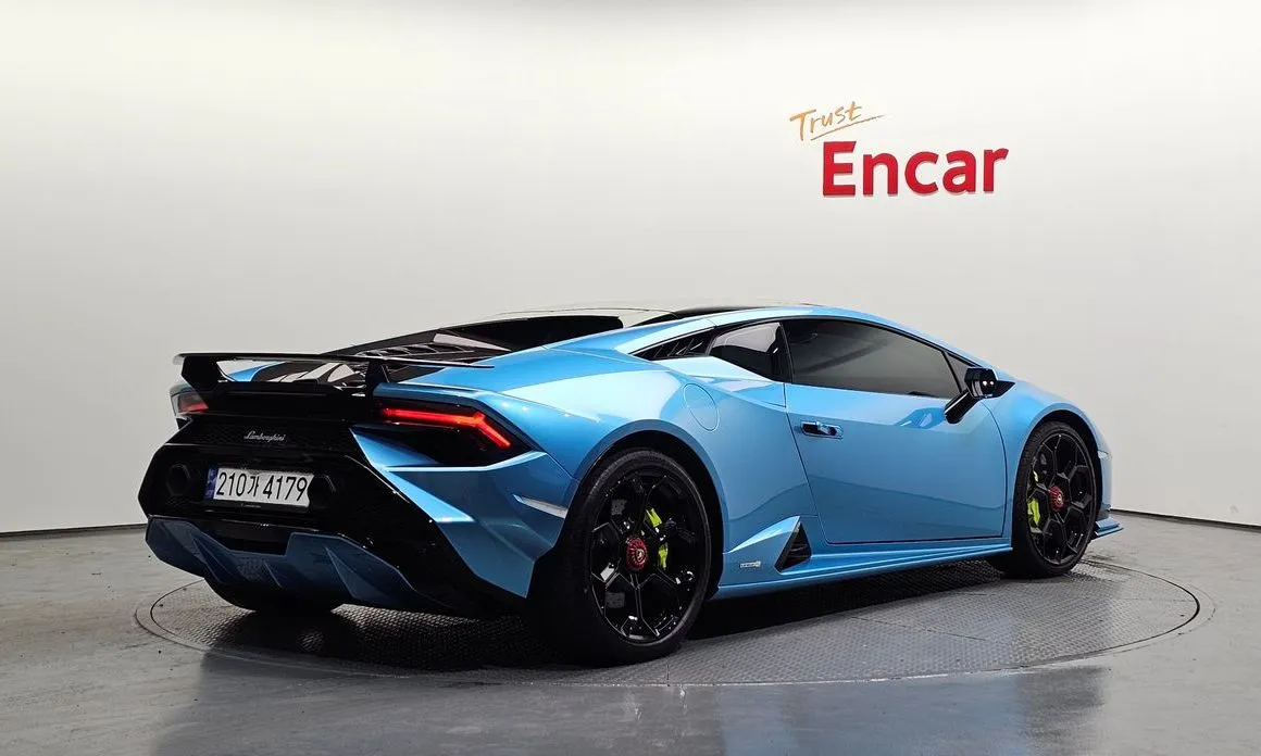 Lamborghini Huracan — фото 8