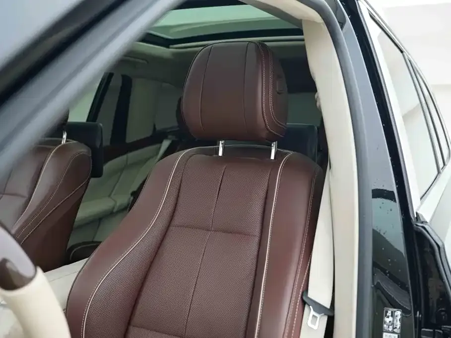 Mercedes-Benz GLS — фото 5