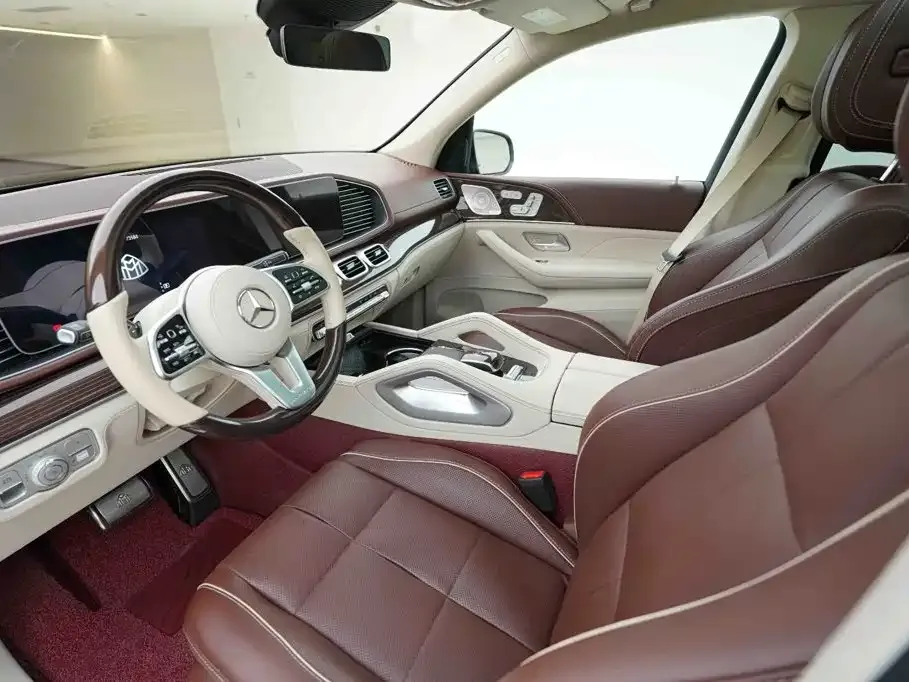 Mercedes-Benz GLS — фото 10