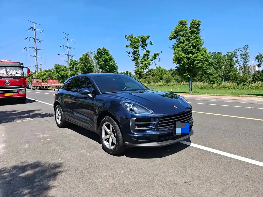 Porsche Macan — фото 5