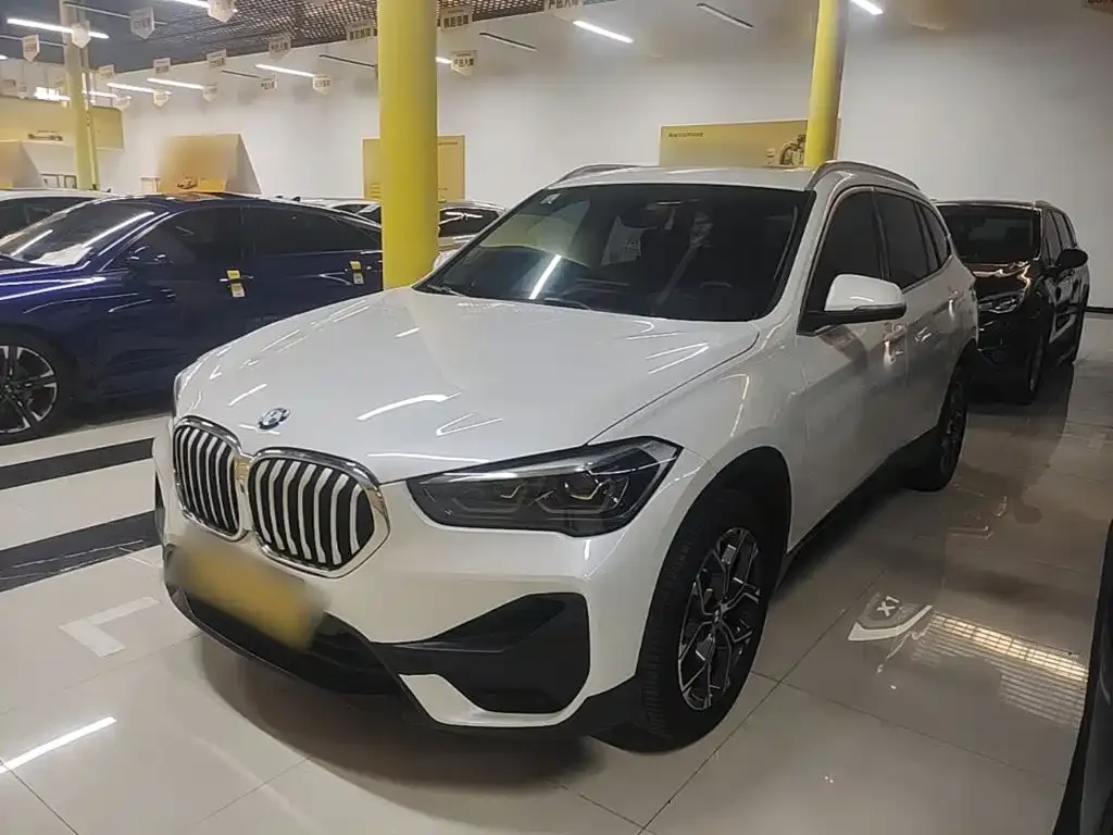 BMW X1 — фото 5