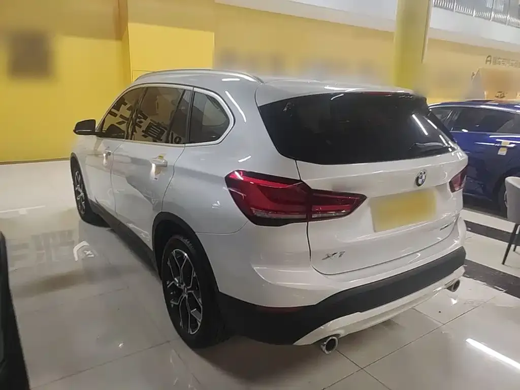 BMW X1 — фото 3