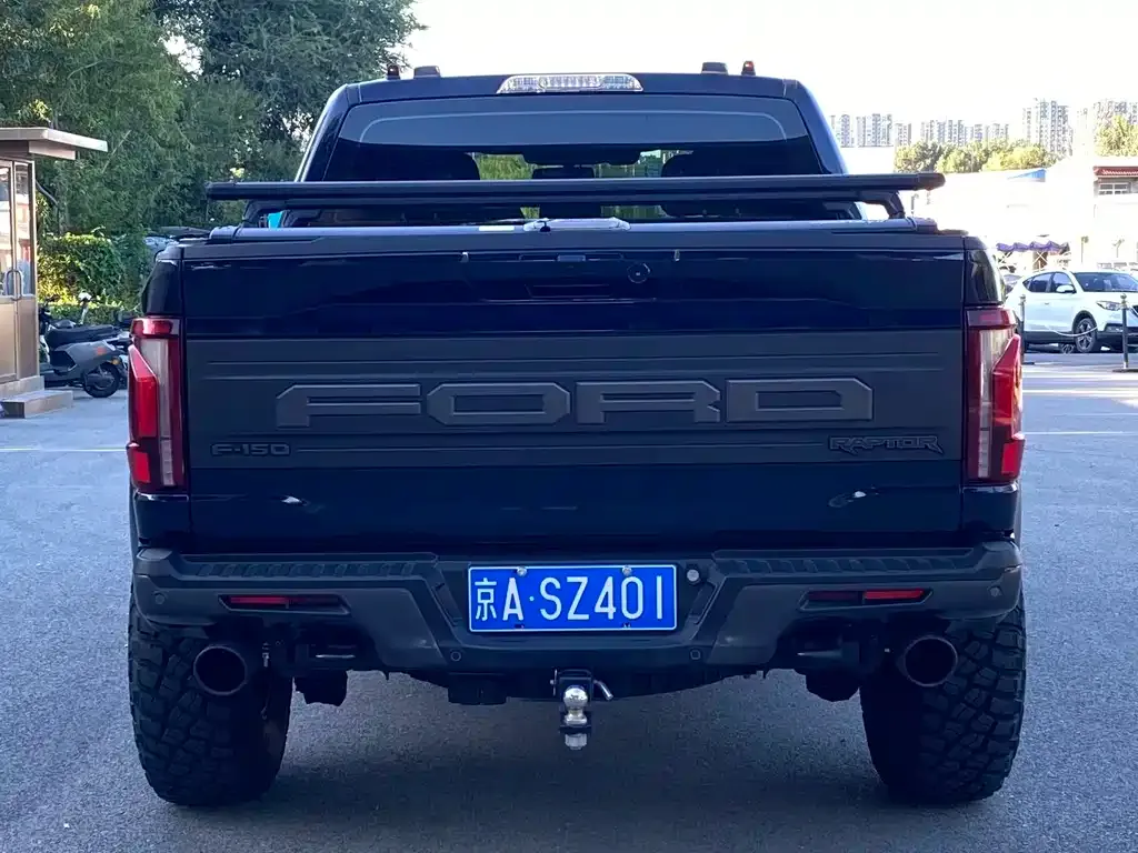 Ford F-150 Raptor — фото 5