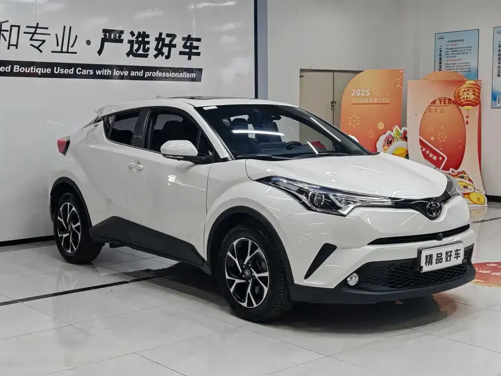 Toyota C-HR — фото 6
