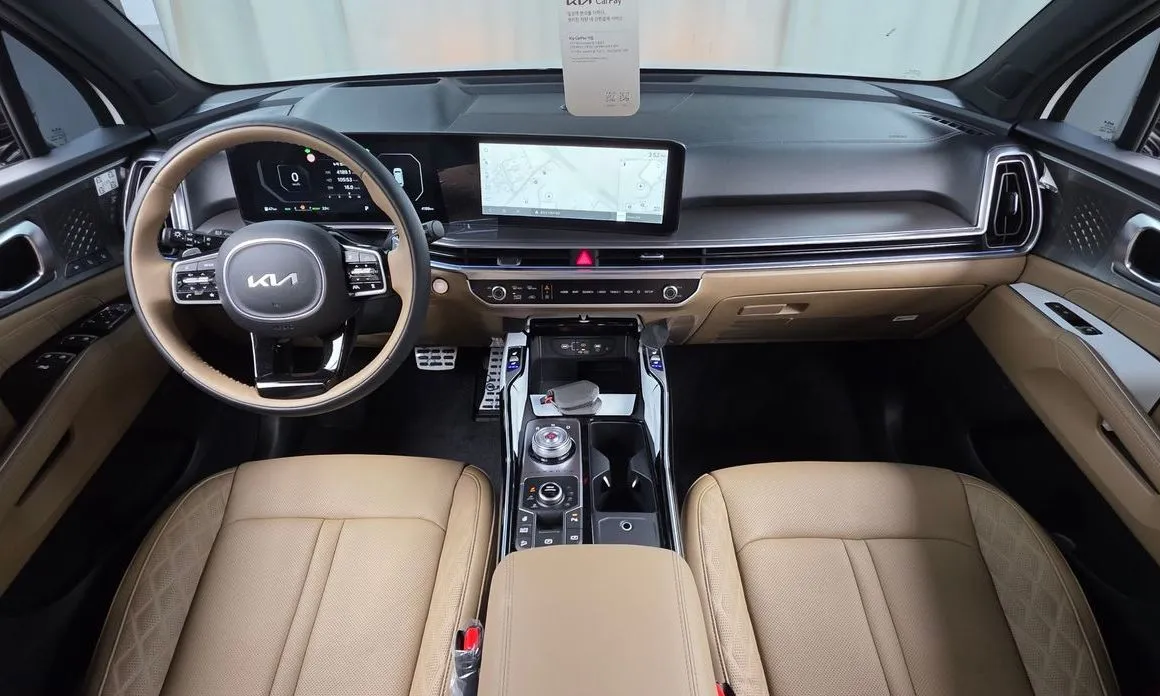 Kia Sorento — фото 9