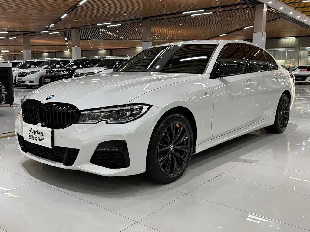 BMW 3 Series — фото 1