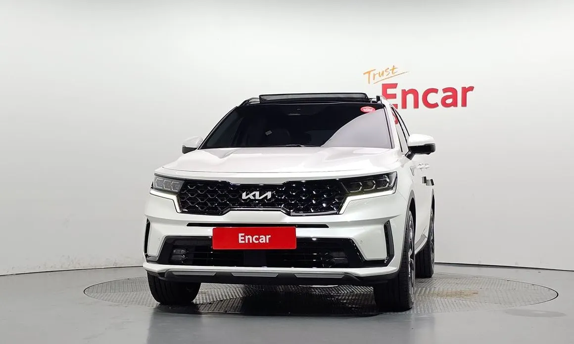 Kia Sorento — фото 9