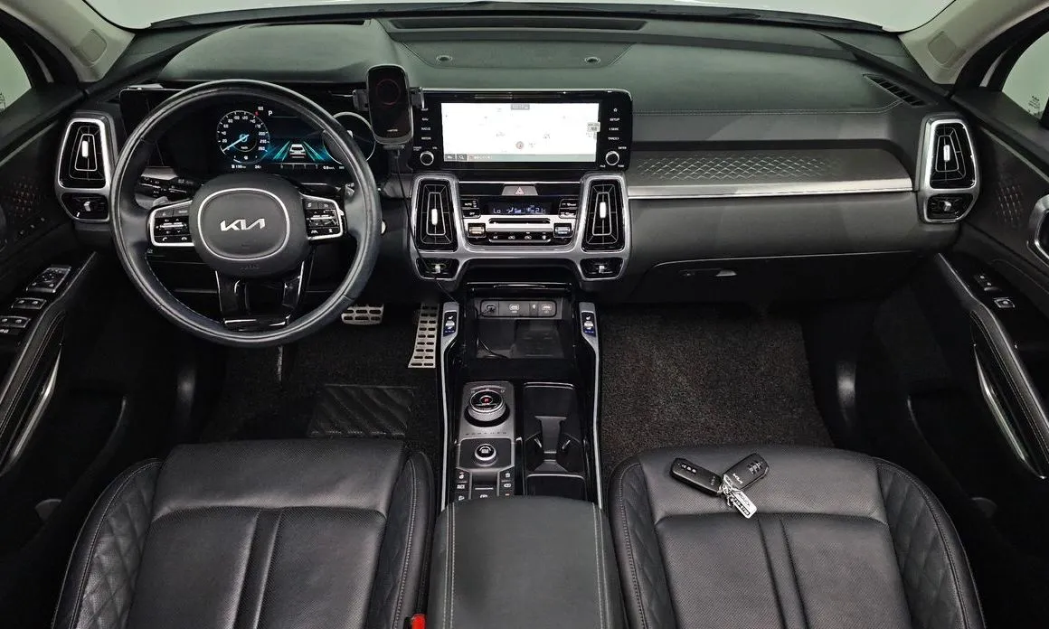Kia Sorento — фото 10