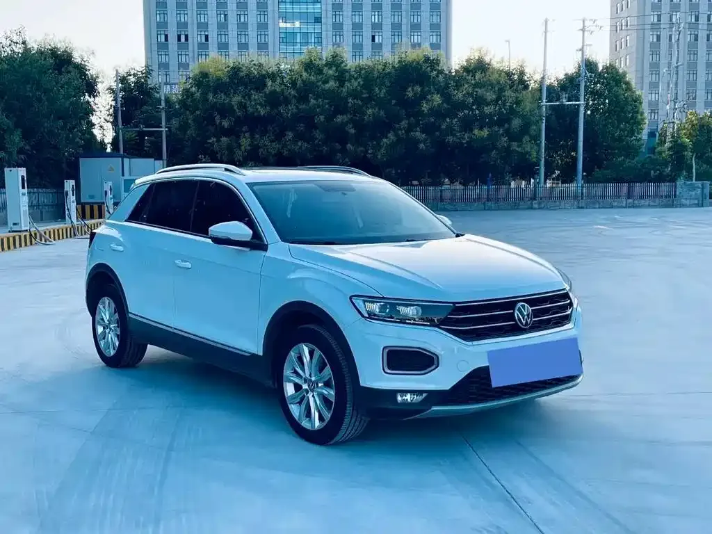 Volkswagen T-Roc — фото 5