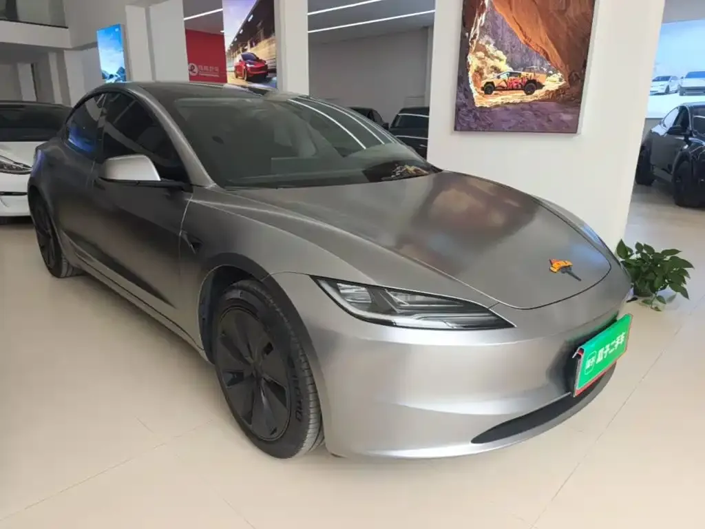 Tesla Model 3 — фото 8