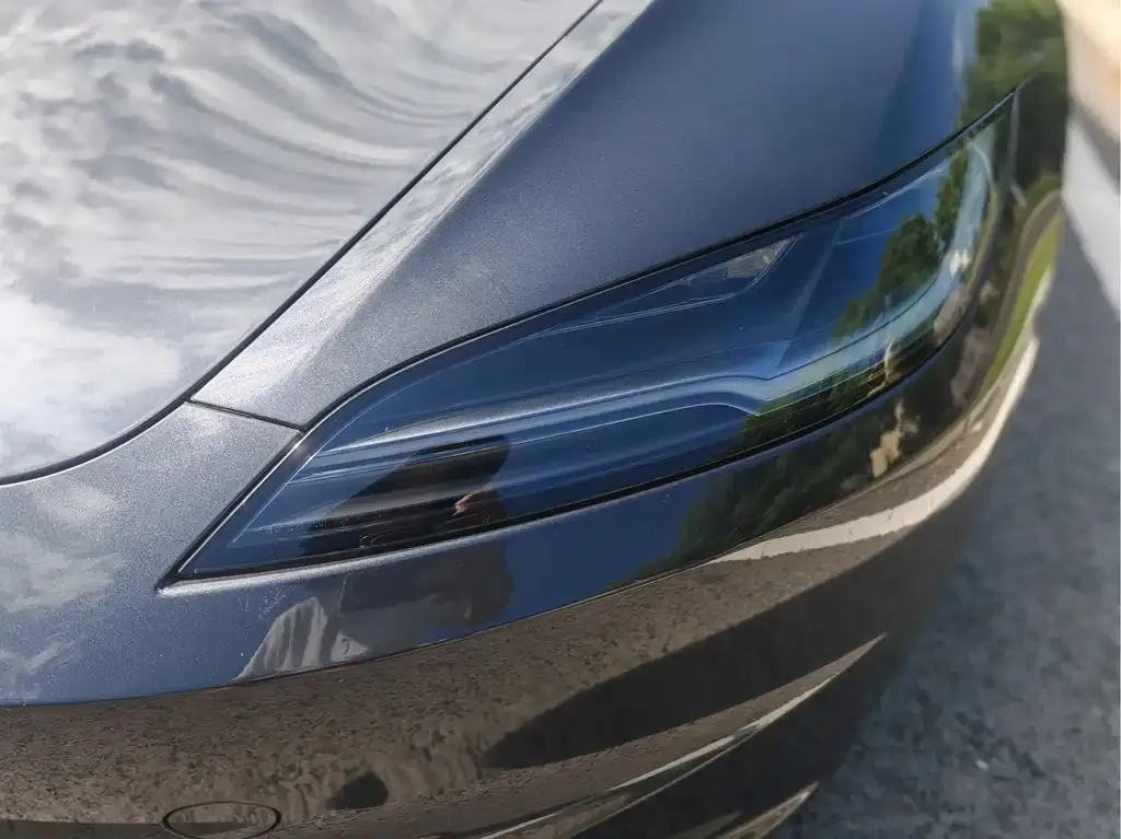 Tesla Model 3 — фото 6