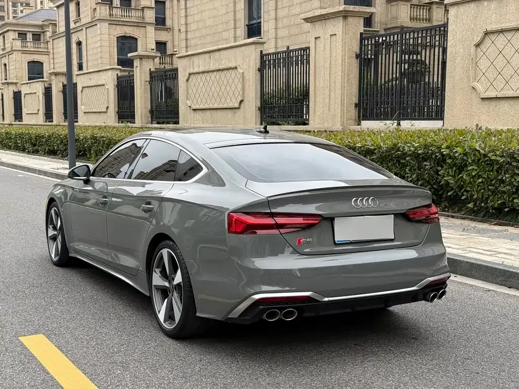 Audi S5 — фото 4