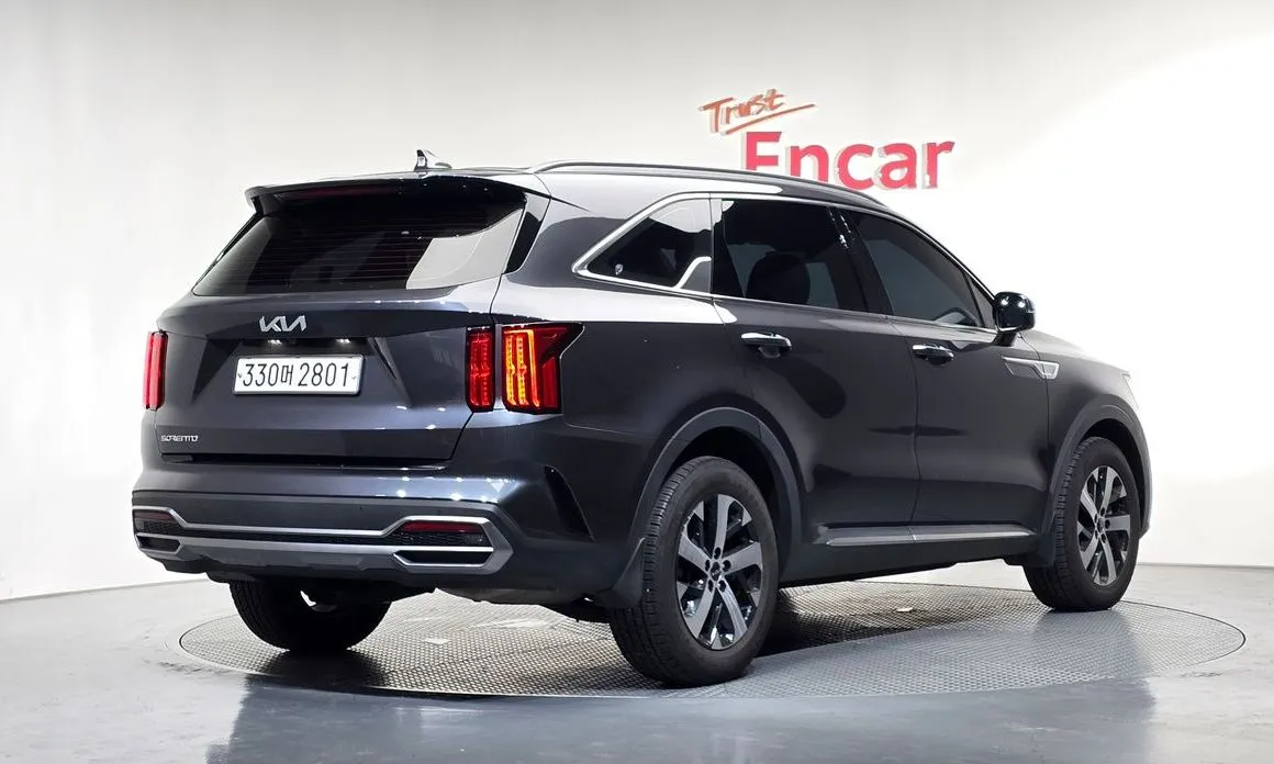 Kia Sorento — фото 7