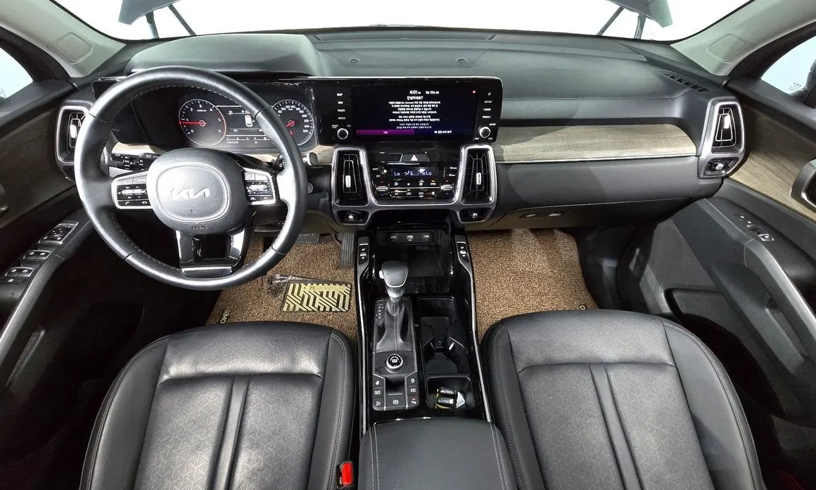 Kia Sorento — фото 6