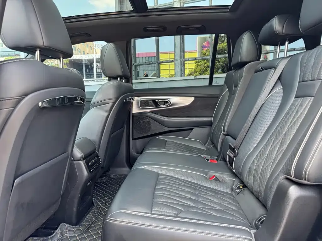 GAC Motor Trumpchi GS8 — фото 9