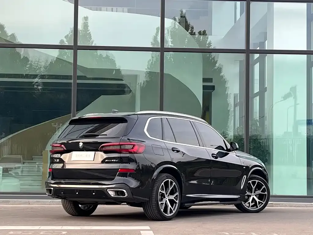 BMW X5 — фото 2