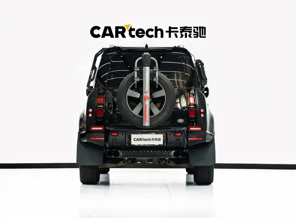 Land Rover Defender — фото 10