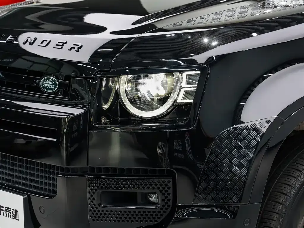 Land Rover Defender — фото 9