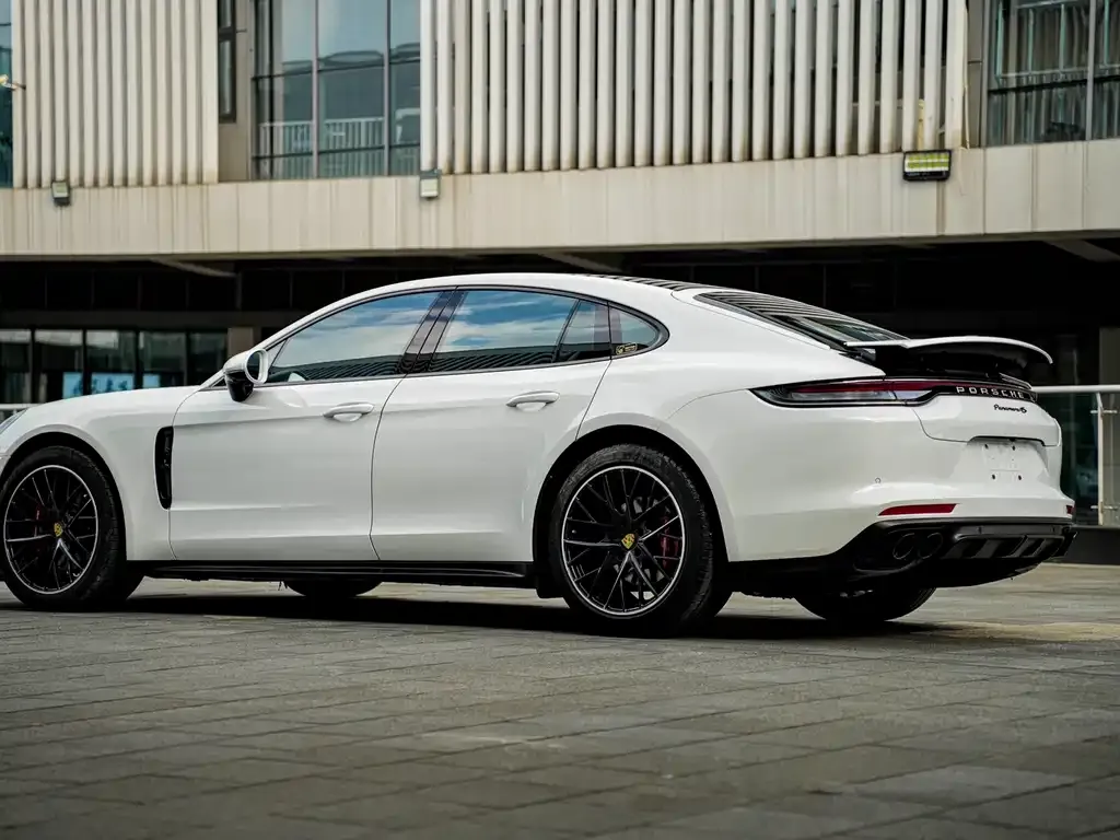Porsche Panamera — фото 6