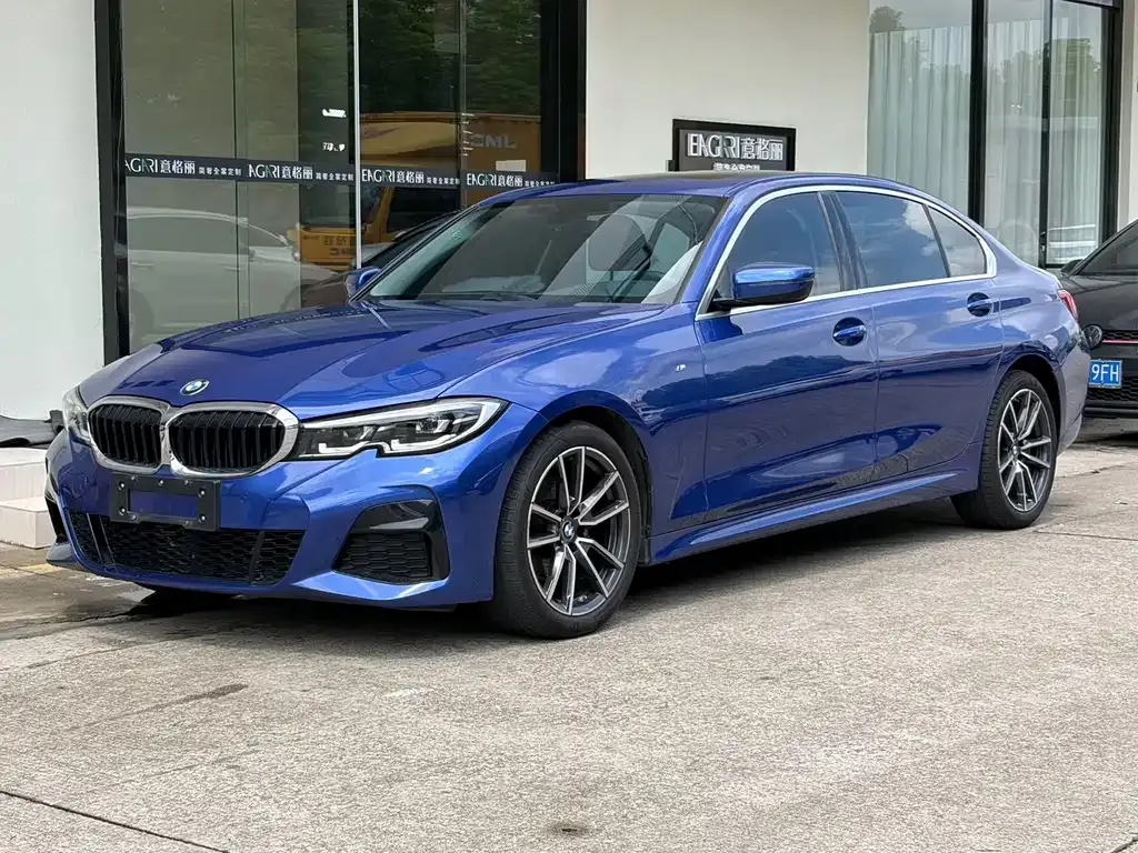 BMW 3 Series — фото 1