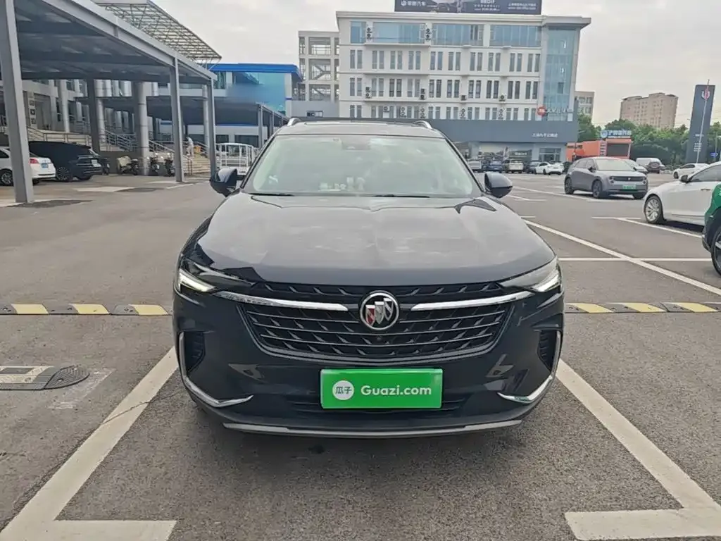 Buick Envision Plus — фото 2