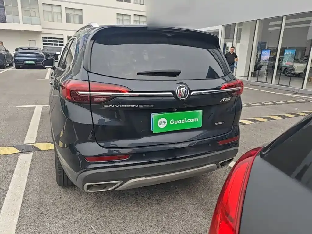 Buick Envision Plus — фото 8
