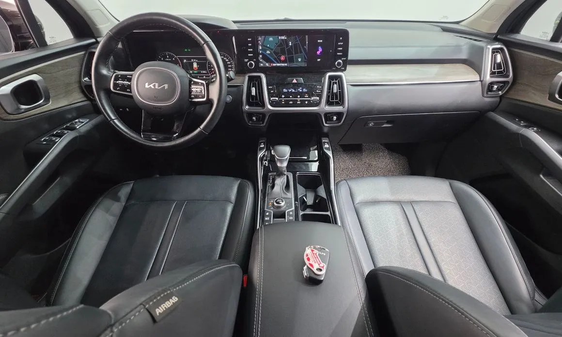 Kia Sorento — фото 5